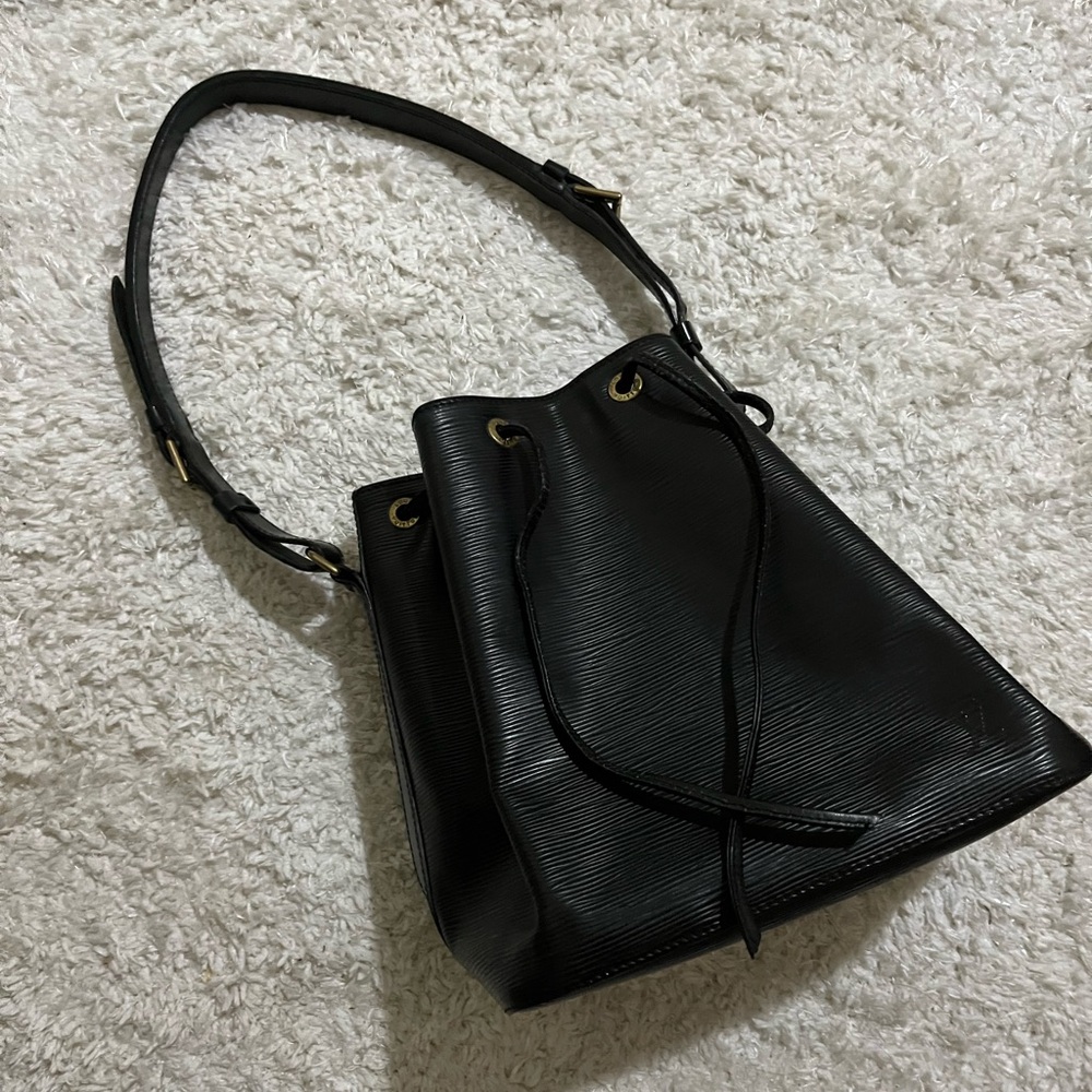 Louis vuitton Epi Leather Bucket Bag